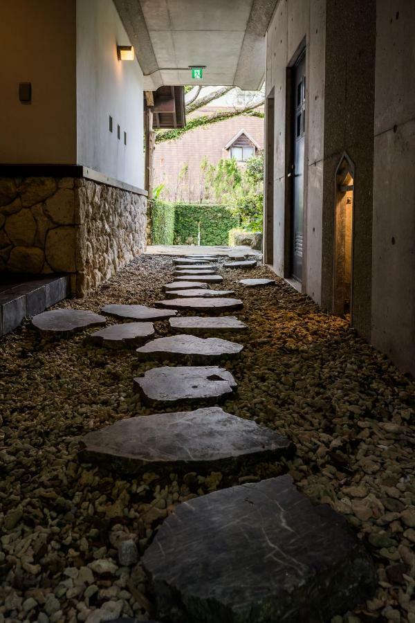 House-Uma Kensyukan -Seven Hotels And Resorts- 恩納村 エクステリア 写真